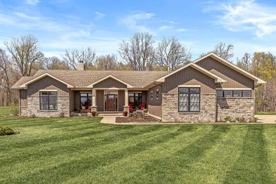 /international/us/10353-jill-lane-berrien-springs-mi-110107457480/