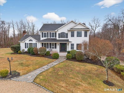 /international/us/22-emerald-lane-bethany-ct-110106760488/