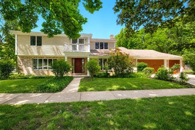 /international/us/616-w-park-street-arlington-heights-il-110109041642/