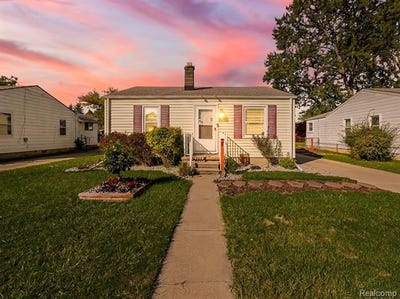 /international/us/25255-ford-street-roseville-mi-110120410417/