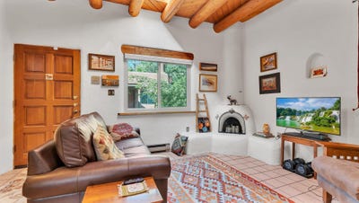 /international/us/226-kit-carson-road-taos-nm-110100032194/