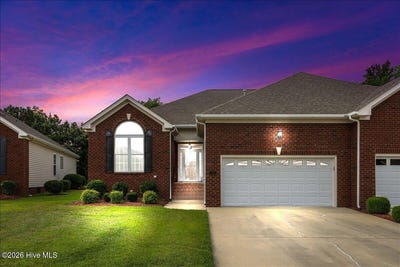 /international/us/104-commonsgate-drive-goldsboro-nc-110108724362/