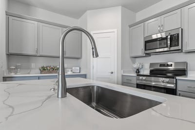 /international/us/2866-wild-goose-way-stoughton-wi-110105859528/