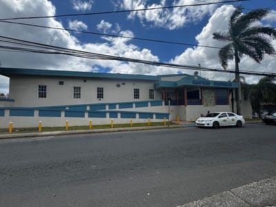 /international/us/204-calle-julio-cintron-aibonito-pr-110106960953/