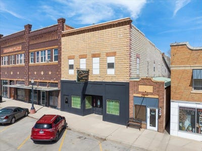 /international/us/607-state-street-belle-fourche-sd-110098689859/