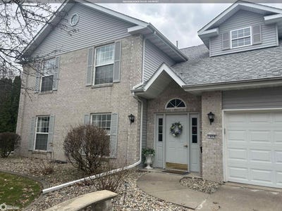 /international/us/1404-orchard-meadow-drive-unit-d-burlington-ia-110106622045/