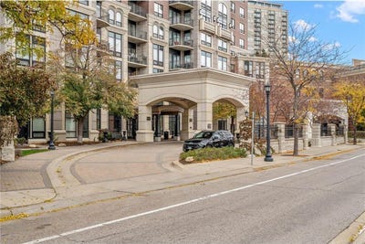 /international/us/500-e-grant-street-minneapolis-mn-110108490960/