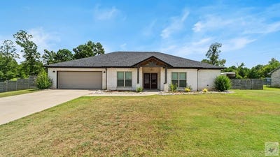 /international/us/155-lillian-ln-texarkana-tx-110107316271/