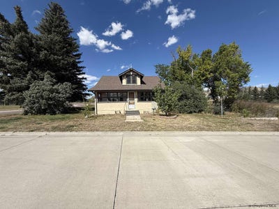/international/us/202-5th-st-chugwater-wy-110106501980/