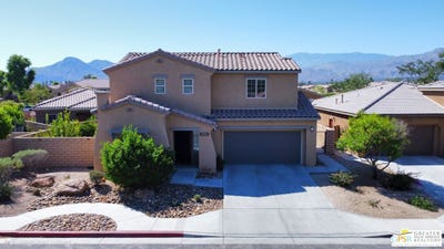 /international/us/74569-falcon-ln-palm-desert-ca-110106768486/