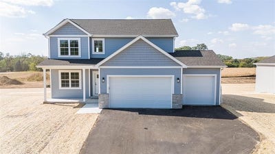 /international/us/203-w-2nd-street-friesland-wi-110106314121/