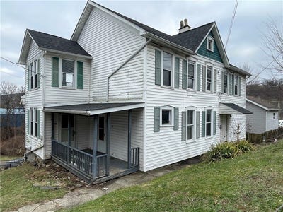 /international/us/135-spring-st-apt-2-coal-center-boro-pa-110104584890/