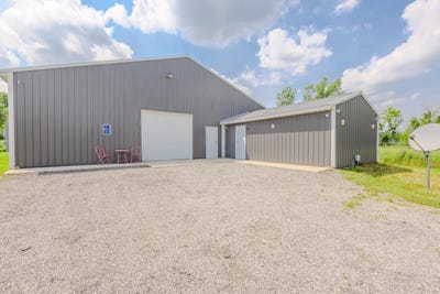 /international/us/8310-hudson-road-pittsford-mi-110100801222/