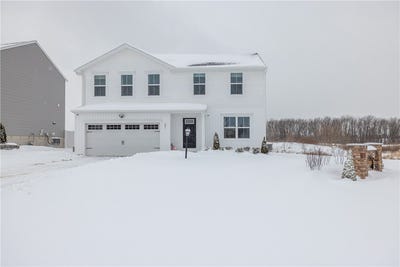 /international/us/257-nevins-road-henrietta-ny-110105633531/