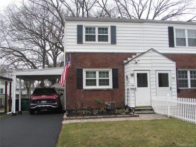 /international/us/90-paggi-terrace-wappingers-falls-ny-110106680467/