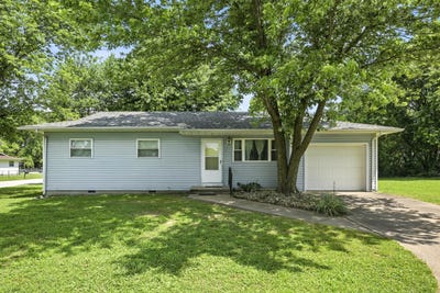 /international/us/209-w-pinto-street-goodman-mo-110100462643/