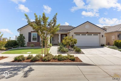 /international/us/14301-harborough-drive-bakersfield-ca-110098964858/