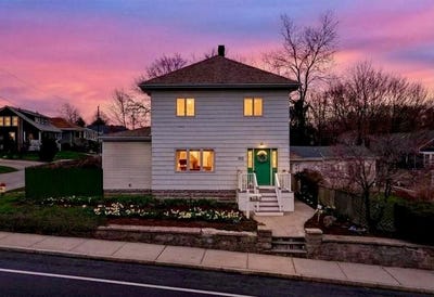 /international/us/102-willett-avenue-east-providence-ri-110107289359/