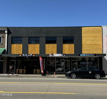 /international/us/223-east-center-street-kingsport-tn-110085367752/