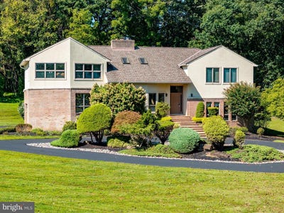 /international/us/13304-ridgewood-dr-ellicott-city-md-110106231575/
