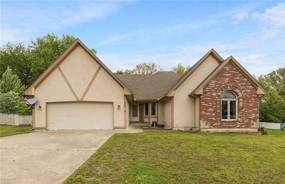 /international/us/503-larkin-court-warrensburg-mo-110107571067/