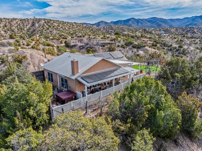 /international/us/75-a-camino-chupadero-santa-fe-nm-110098312438/