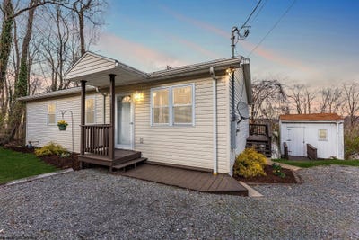 /international/us/445-harner-street-morgantown-wv-110098596116/