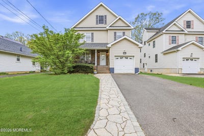 /international/us/66-birch-street-lakewood-nj-110107711610/