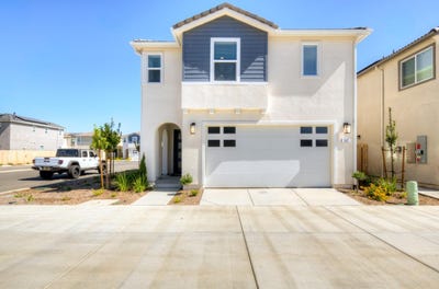 /international/us/1527-foxhill-lane-clovis-ca-110108197834/