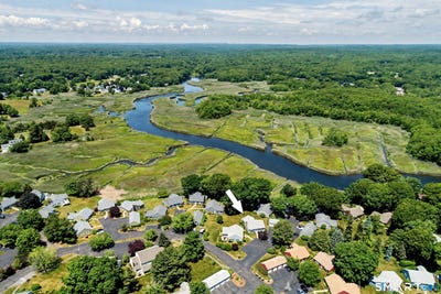 /international/us/23-aylesbury-circle-madison-ct-110109232816/