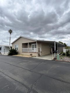 /international/us/1219-e-barham-dr-san-marcos-ca-110103988732/