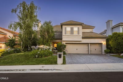 /international/us/24006-clarington-drive-west-hills-ca-110106441639/