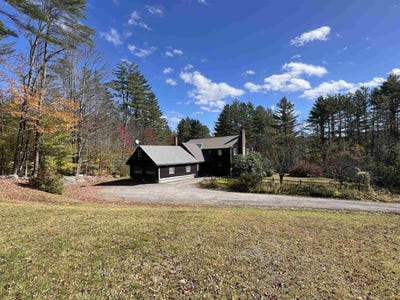 /international/us/4448-route-100-wardsboro-vt-110102866678/