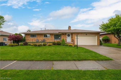 /international/us/14666-robert-drive-middleburg-heights-oh-110107786189/