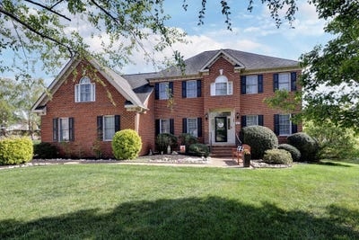 /international/us/8415-down-patrick-way-williamsburg-va-110107403676/