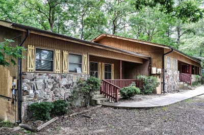 /international/us/24-orantes-place-hot-springs-village-ar-110108901265/