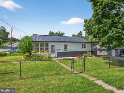 /international/us/102-altoona-avenue-enola-pa-110100635596/?lang=zh-tw