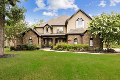 /international/us/7611-worth-avenue-benton-ar-110120457842/