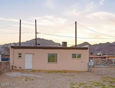 /international/us/8929-robert-drive-el-paso-tx-110107615592/