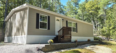/international/us/174-maplewood-drive-naples-me-110110245268/