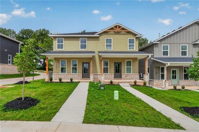 /international/us/1398-s-yampa-bend-fayetteville-ar-110105383761/