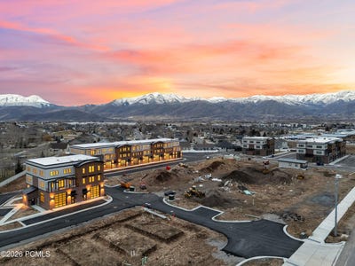 /international/us/1922-s-highway-40-heber-city-ut-110107984656/