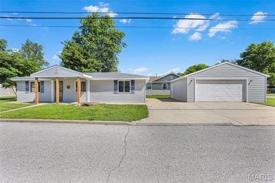 /international/us/1323-lewis-avenue-wood-river-il-110108145632/