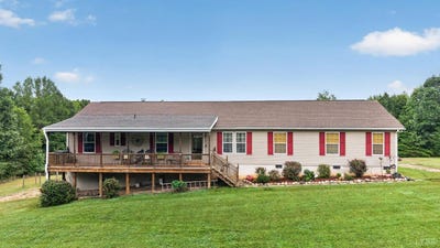 /international/us/3167-bellview-road-appomattox-va-110119988575/