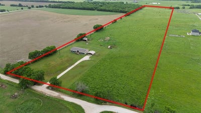/international/us/453-county-road-276-gainesville-tx-110099161515/