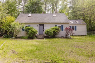 /international/us/13-luscomb-ln-new-bedford-ma-110101095703/