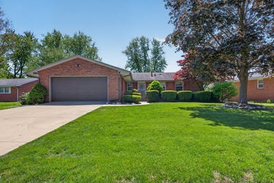 /international/us/1305-e-vernon-avenue-normal-il-110107475714/