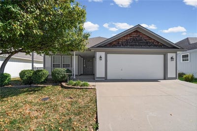 /international/us/521-galaxy-lane-raymore-mo-110120465392/