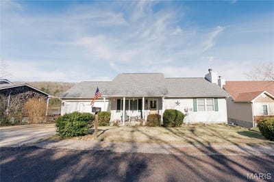 /international/us/1541-lakeshore-drive-owensville-mo-110106771515/