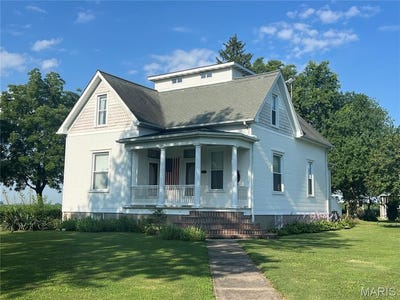/international/us/401-s-sixth-street-new-douglas-il-110098525190/